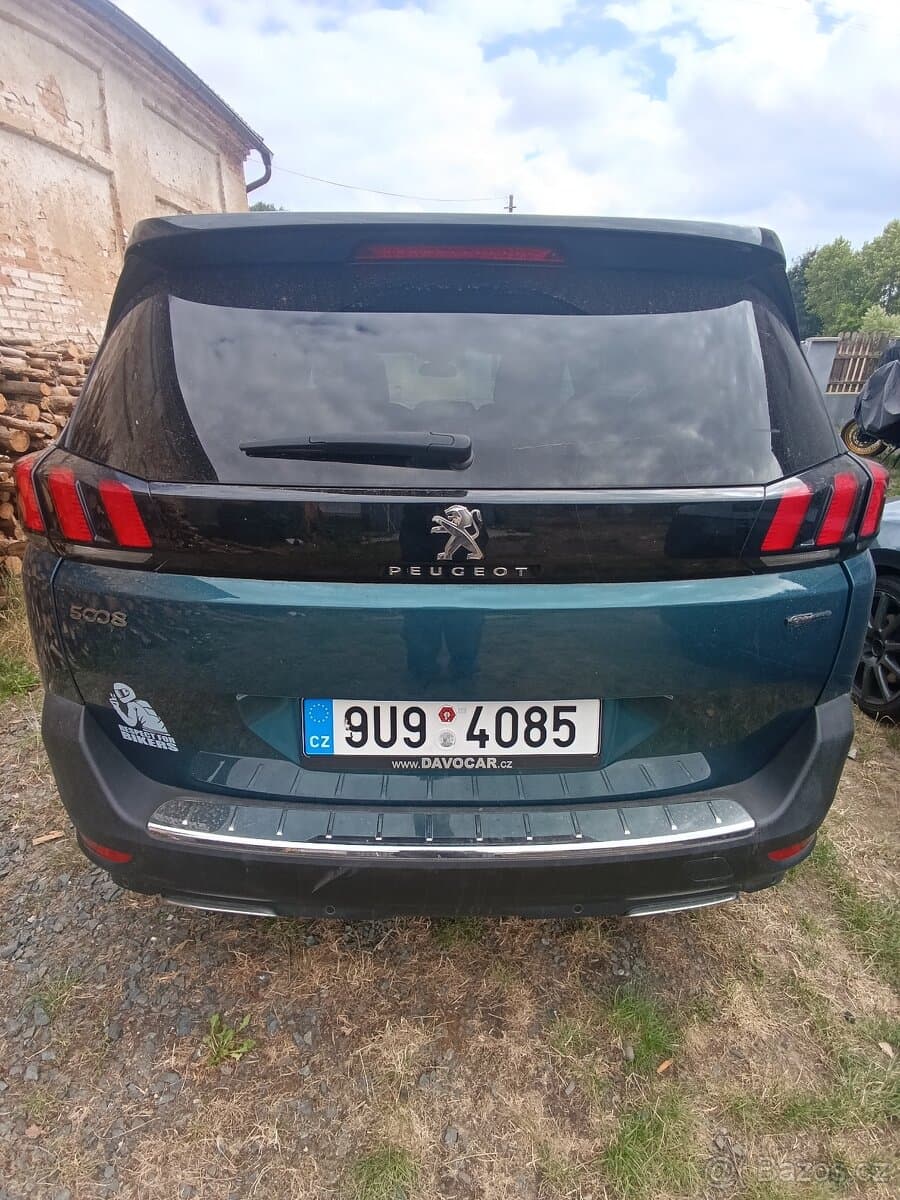 Peugeot 5008 - 3