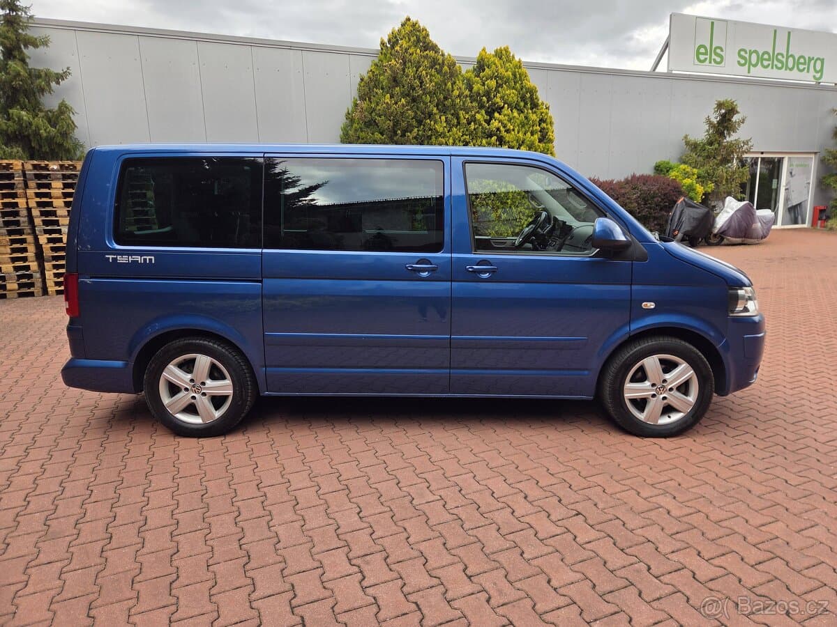 2010 Volkswagen MULTIVAN - 3