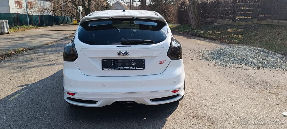 2012 Ford FOCUS - 3