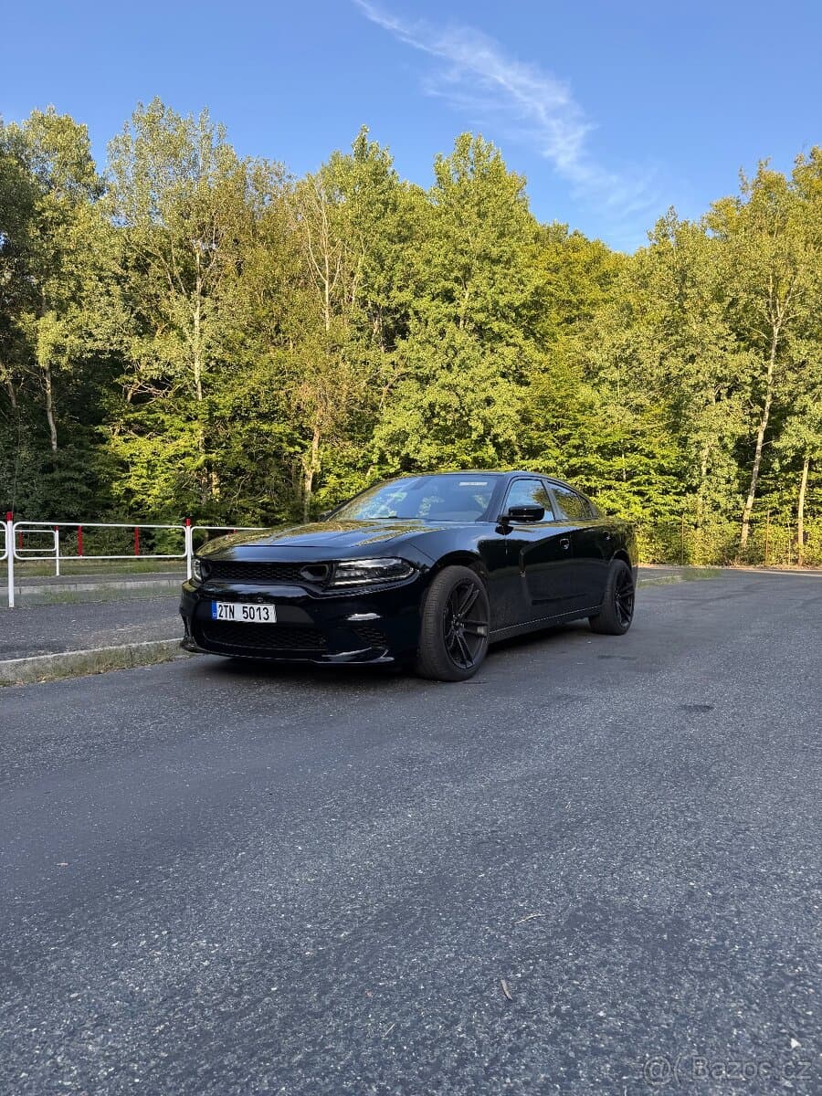 Dodge CHARGER - 3