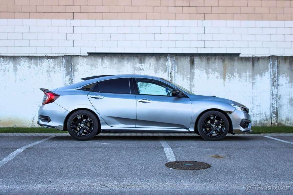 2018 Honda CIVIC - 3
