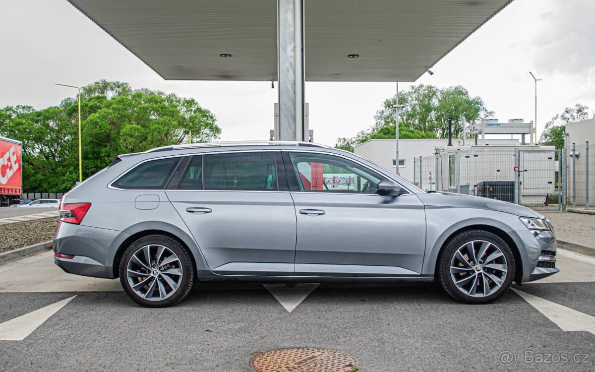 2020 Škoda SUPERB - 3