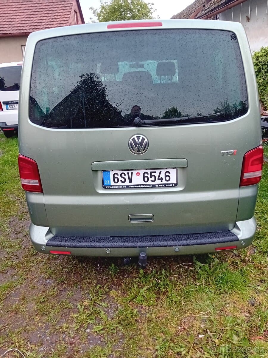 2011 Volkswagen CARAVELLE - 3