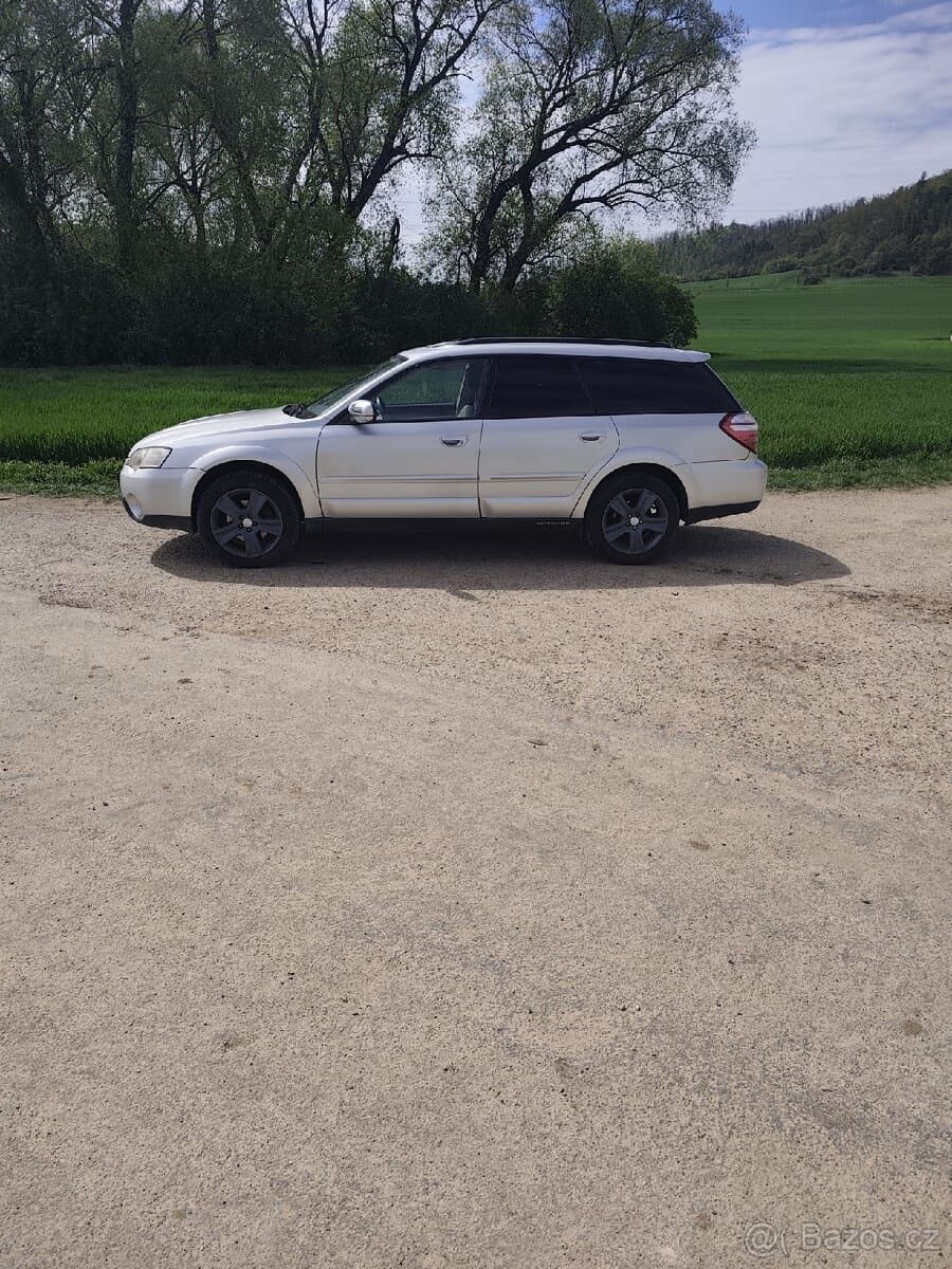 2004 Subaru OUTBACK - 3