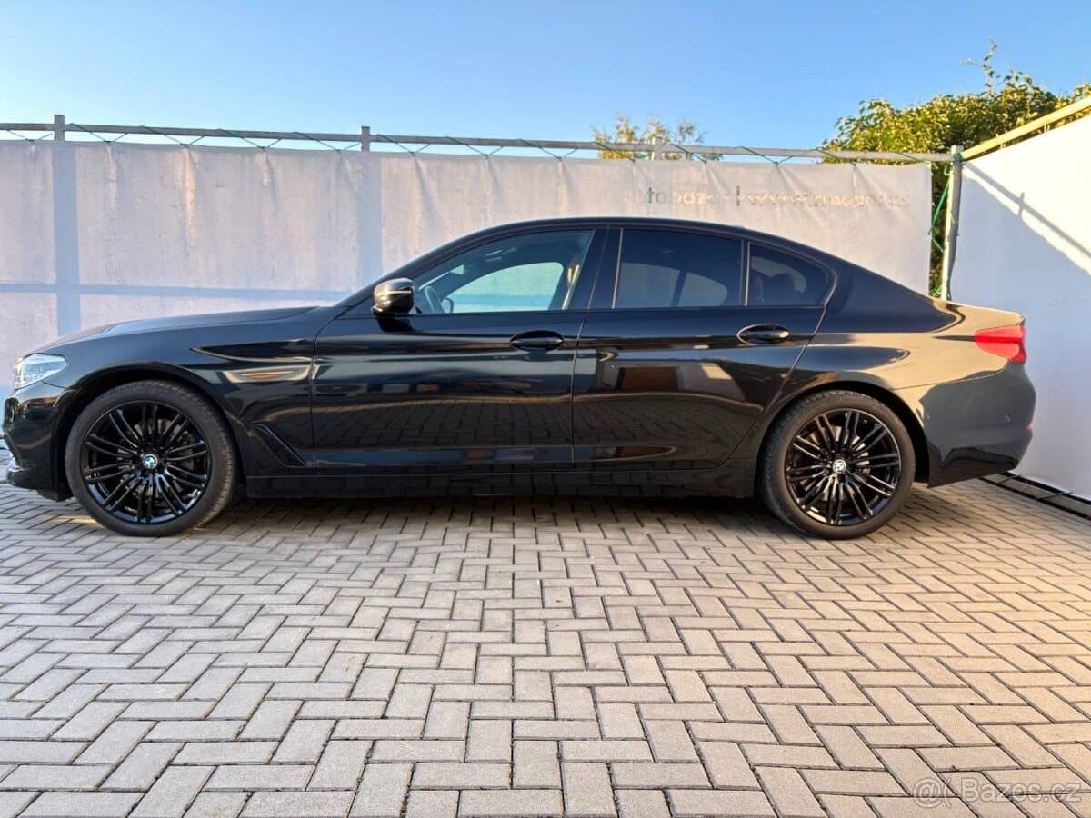 2018 BMW 5-SERIES - 3