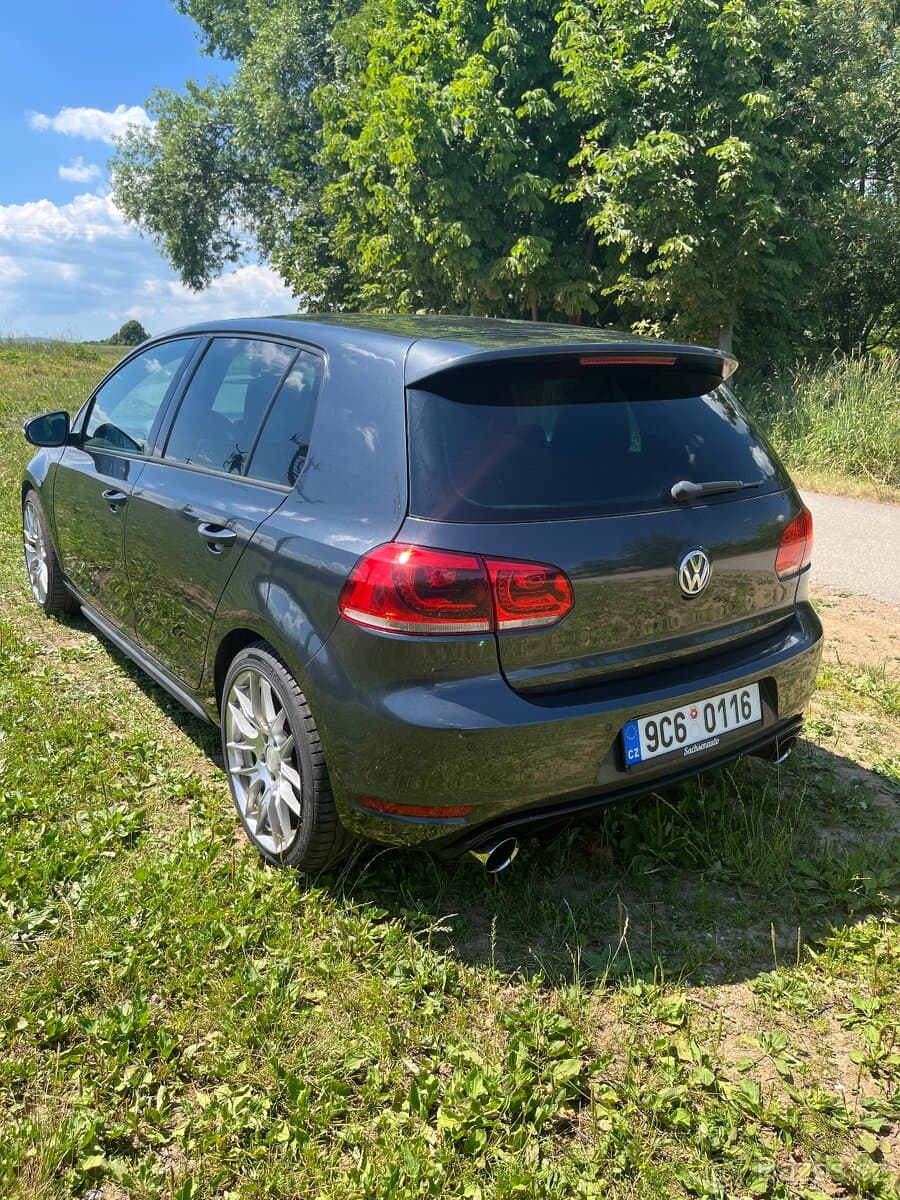 2010 Volkswagen GOLF - 3