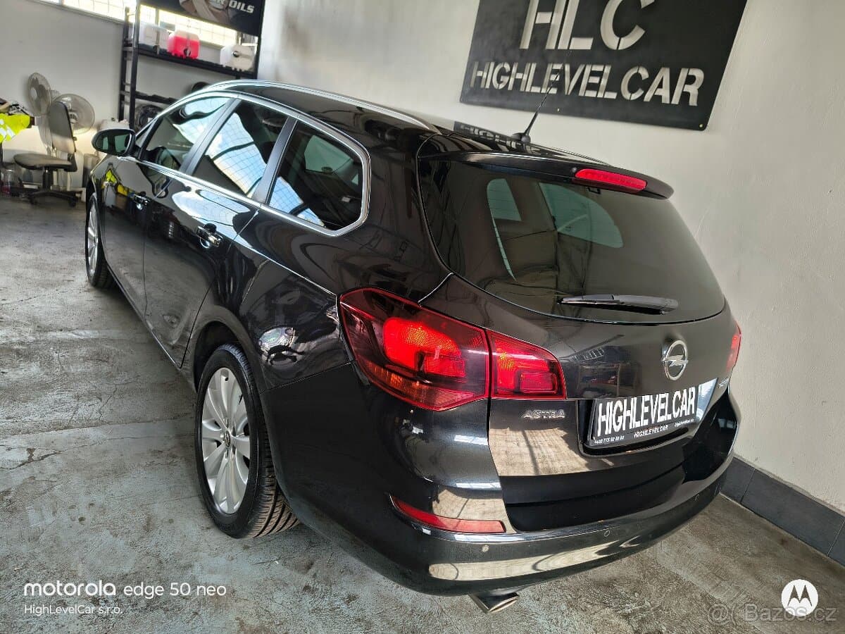 2012 Opel ASTRA - 3