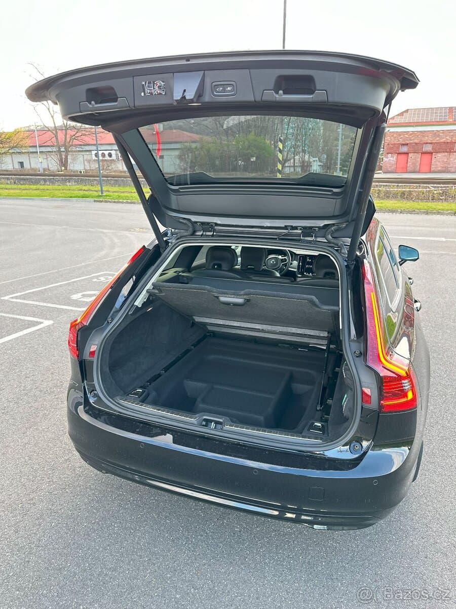 2021 Volvo V90 - 3