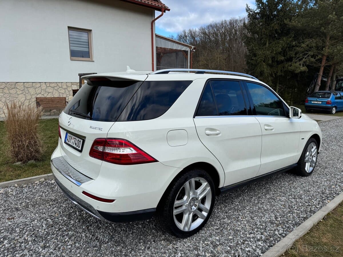 2012 Mercedes-Benz M-CLASS - 3