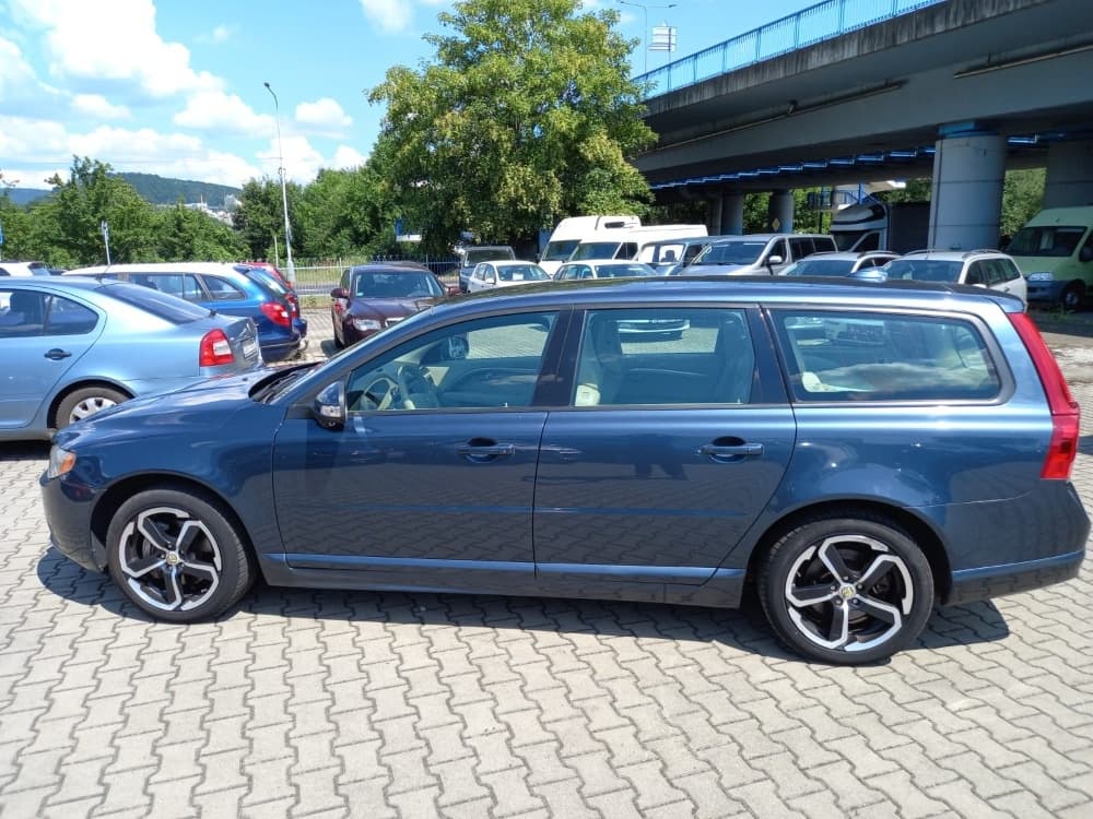 2008 Volvo V70 - 3