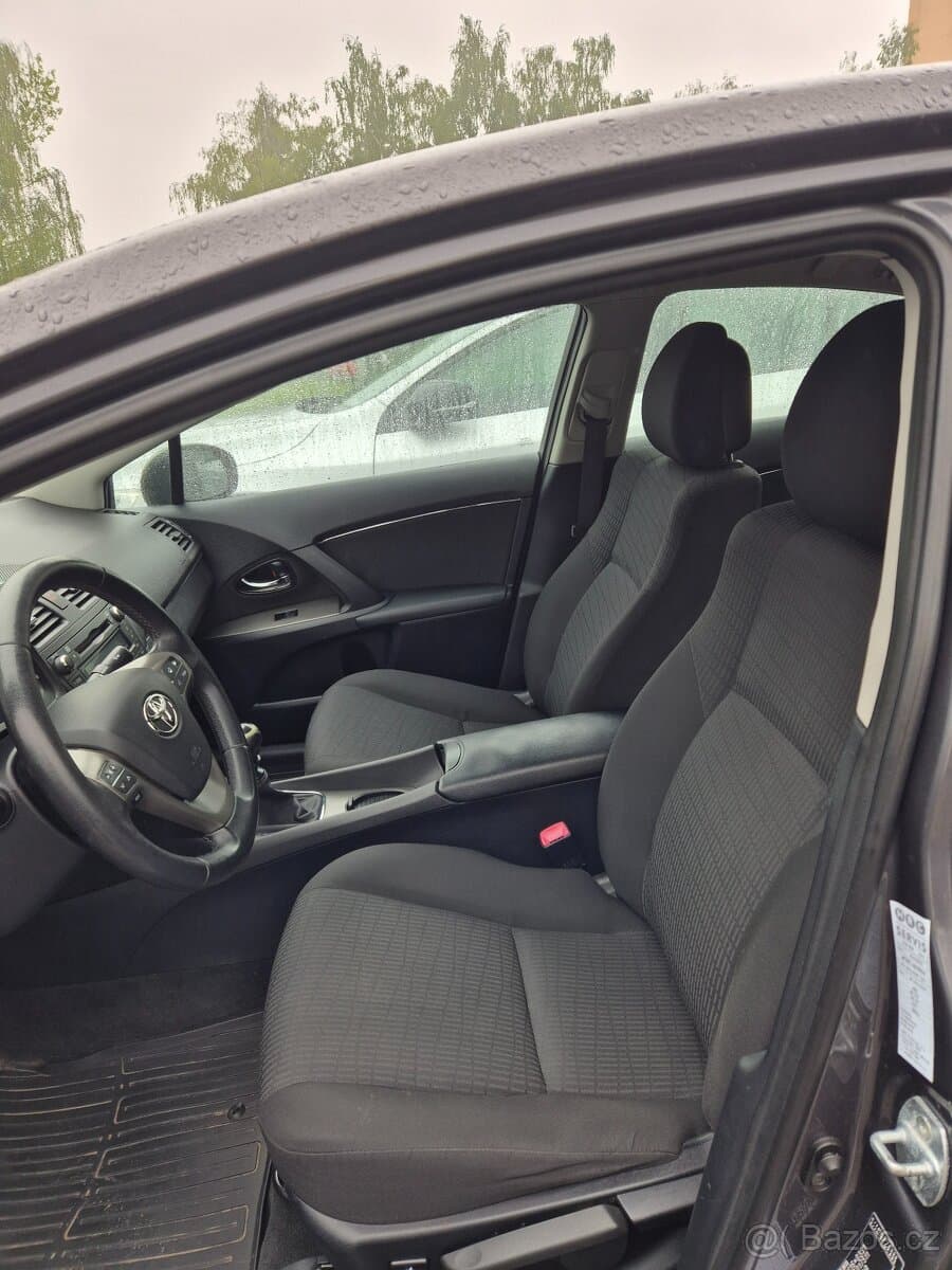 Toyota AVENSIS - 3