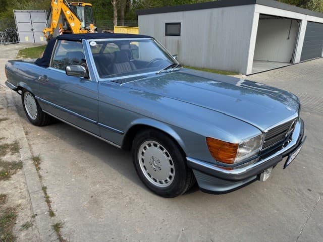 1985 Mercedes-Benz SL - 3