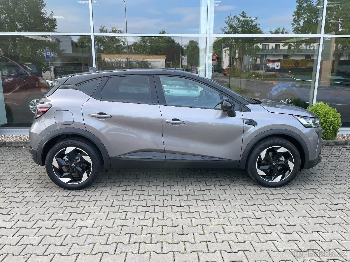 2025 Renault CAPTUR - 3