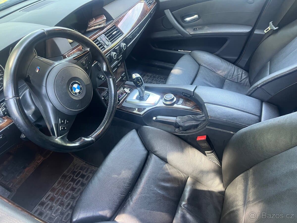 2009 BMW 5-SERIES - 3