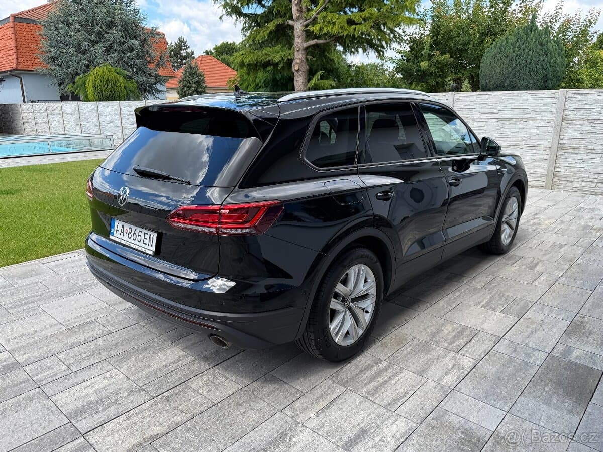 2023 Volkswagen TOUAREG - 3