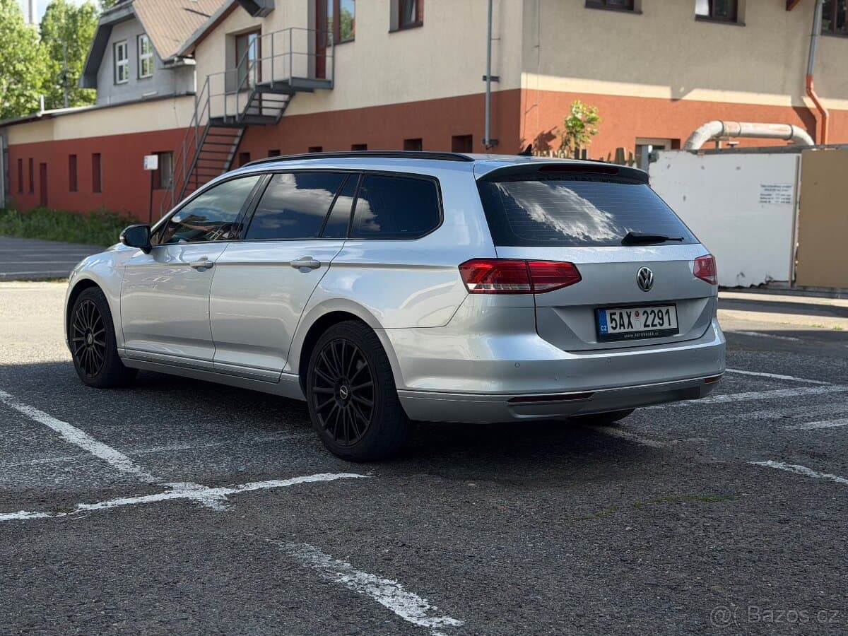 2016 Volkswagen PASSAT - 3