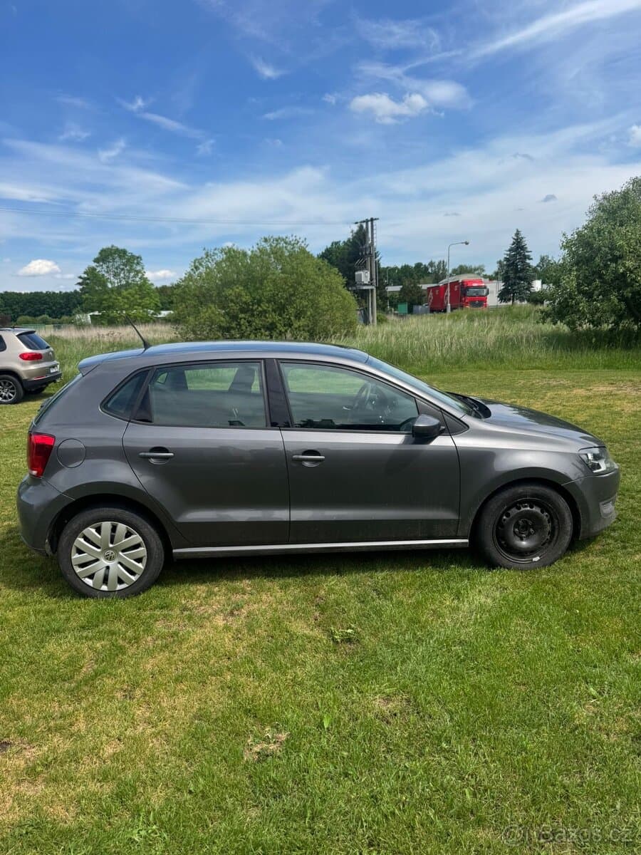 2010 Volkswagen POLO - 3
