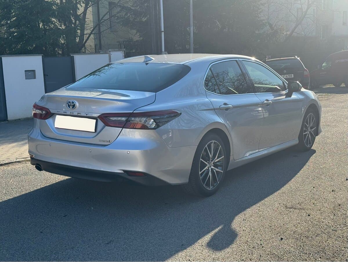2023 Toyota CAMRY - 3