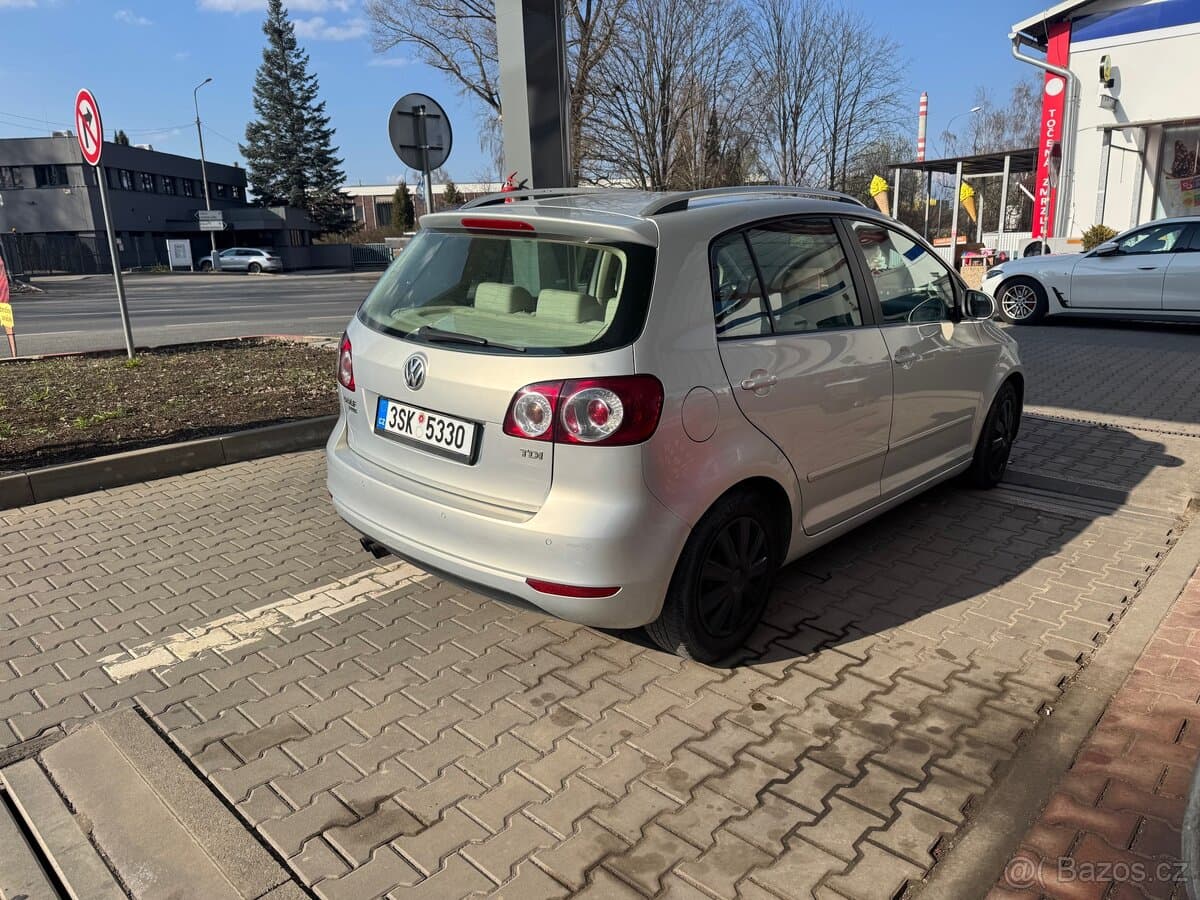 2009 Volkswagen GOLF - 3