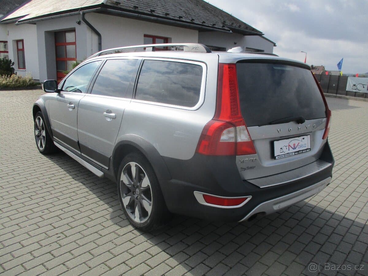 2010 Volvo XC70 - 3