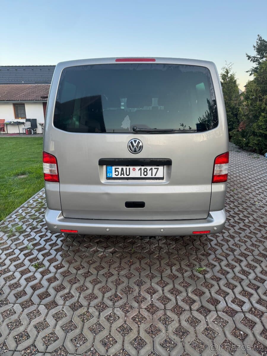 Volkswagen MULTIVAN - 3