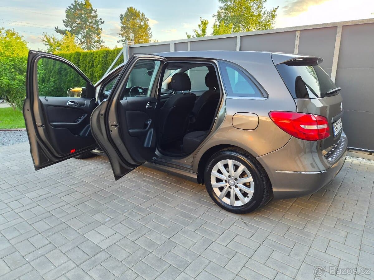 2012 Mercedes-Benz OSTATNÍ - 3