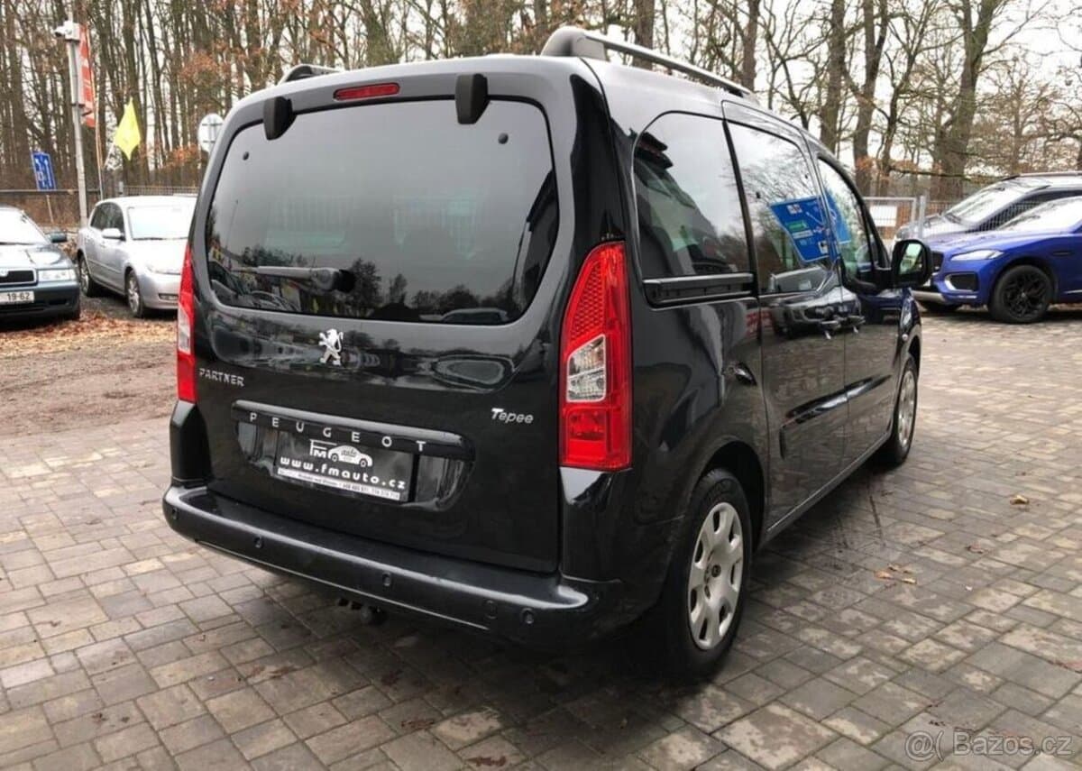 2011 Peugeot PARTNER - 3