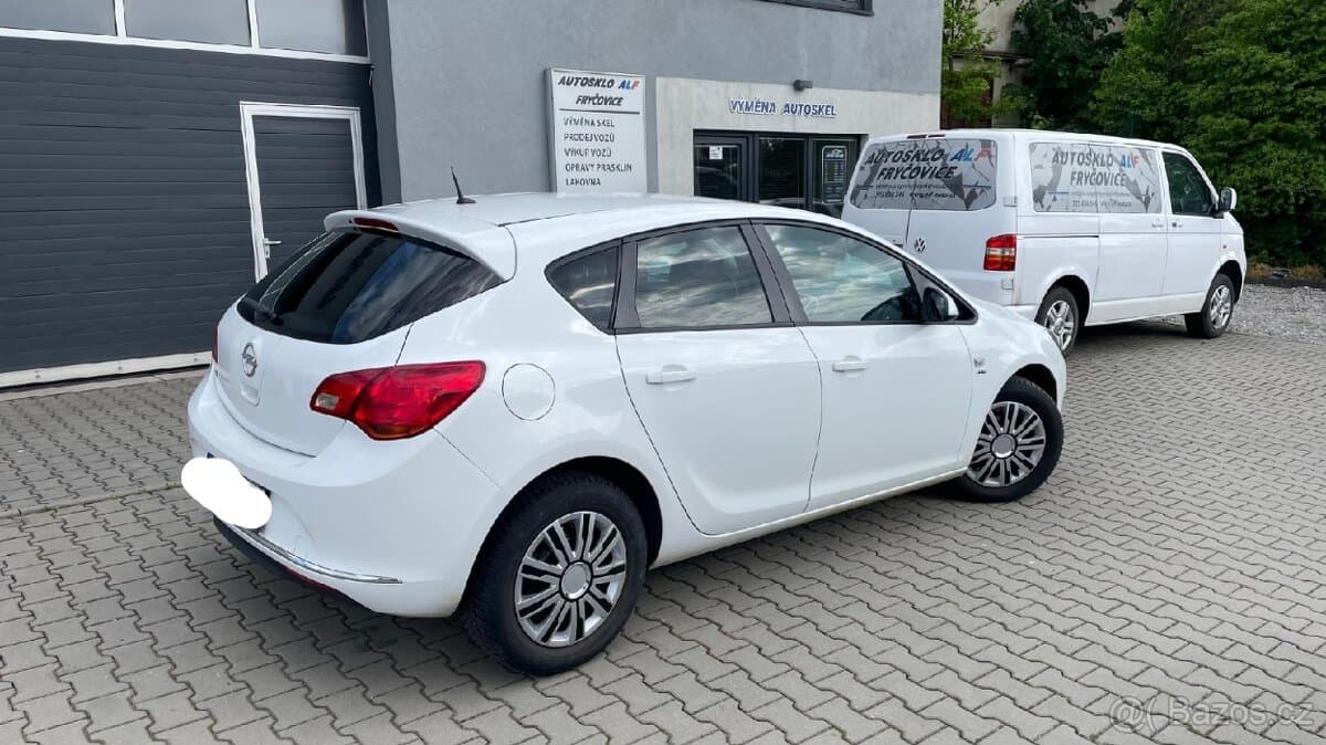 2014 Opel ASTRA - 3