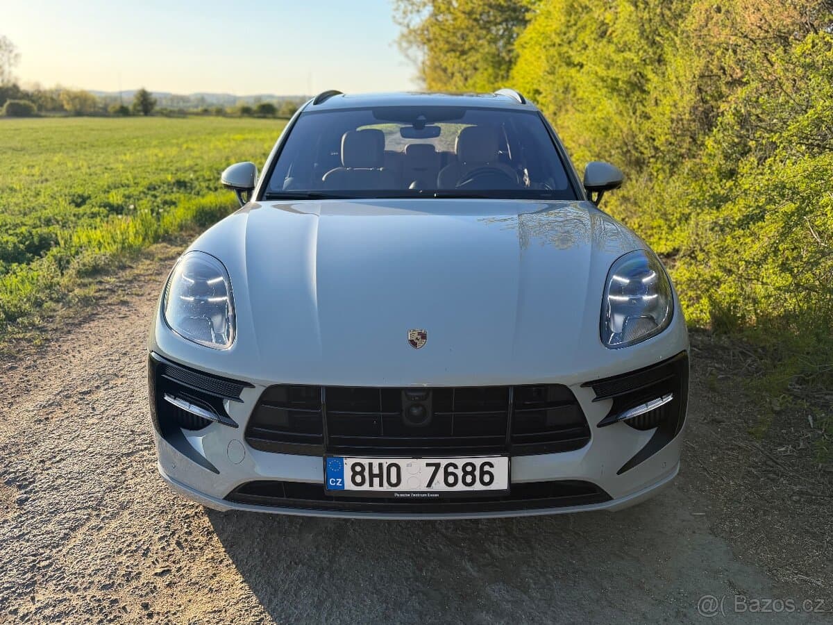 2019 Porsche MACAN - 3