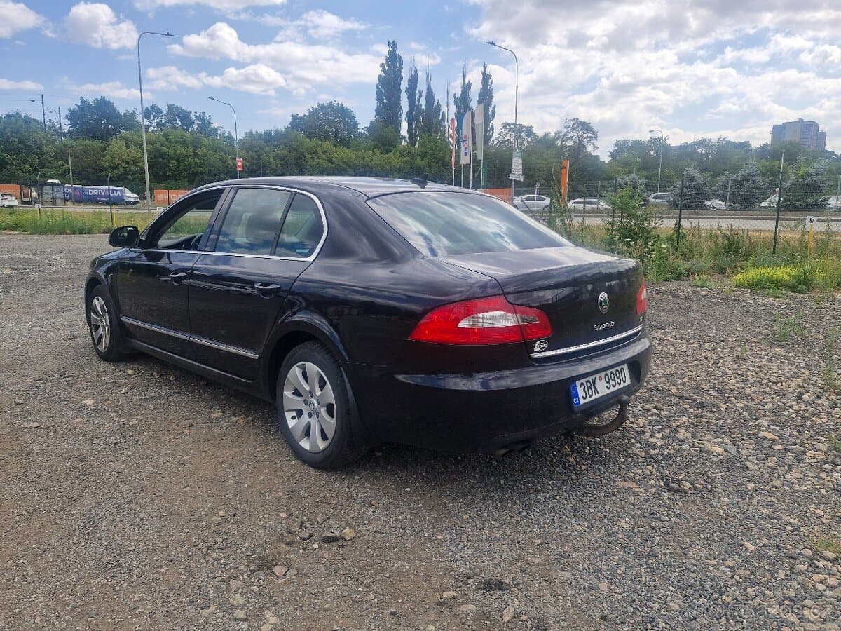 2011 Škoda SUPERB - 3