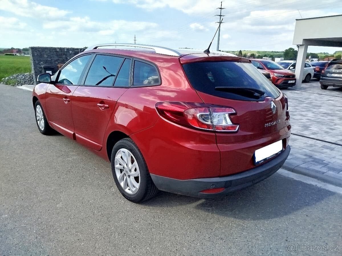 2015 Renault MEGANE - 3
