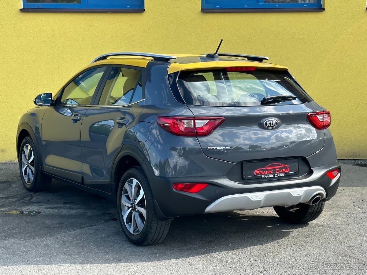 2021 Kia STONIC - 3