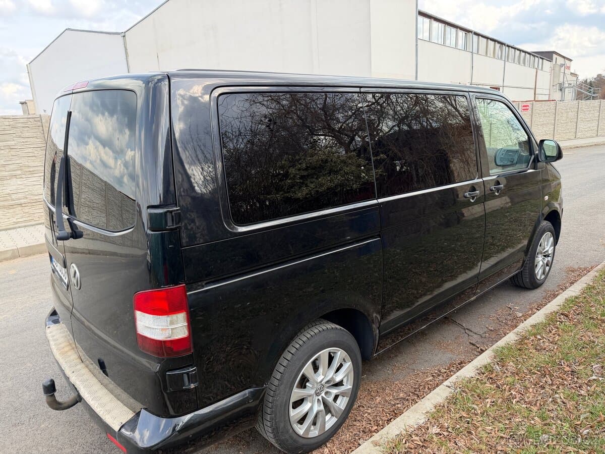 2013 Volkswagen CARAVELLE - 3