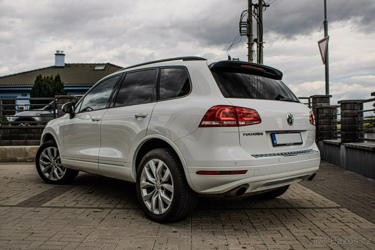 2016 Volkswagen TOUAREG - 3