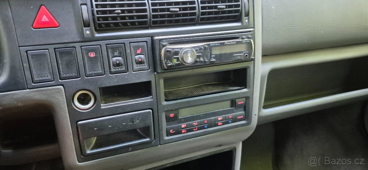 2001 Volkswagen MULTIVAN - 3