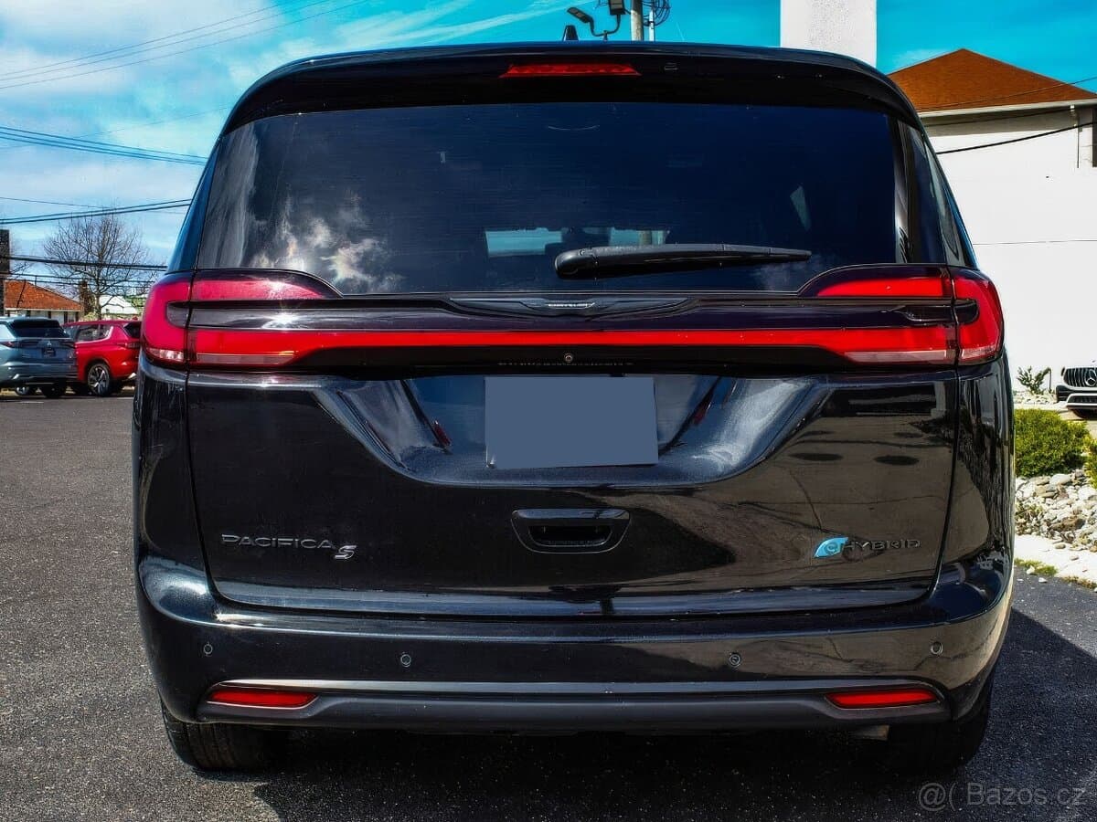 2022 Chrysler PACIFICA - 3