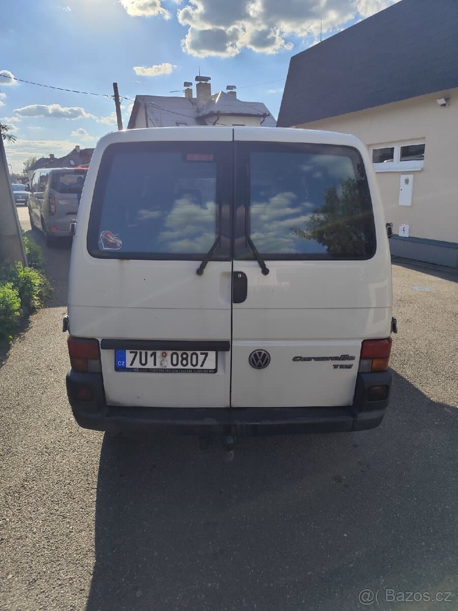 2002 Volkswagen CARAVELLE - 3