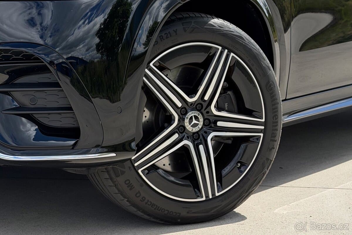 2025 Mercedes-Benz GL - 3