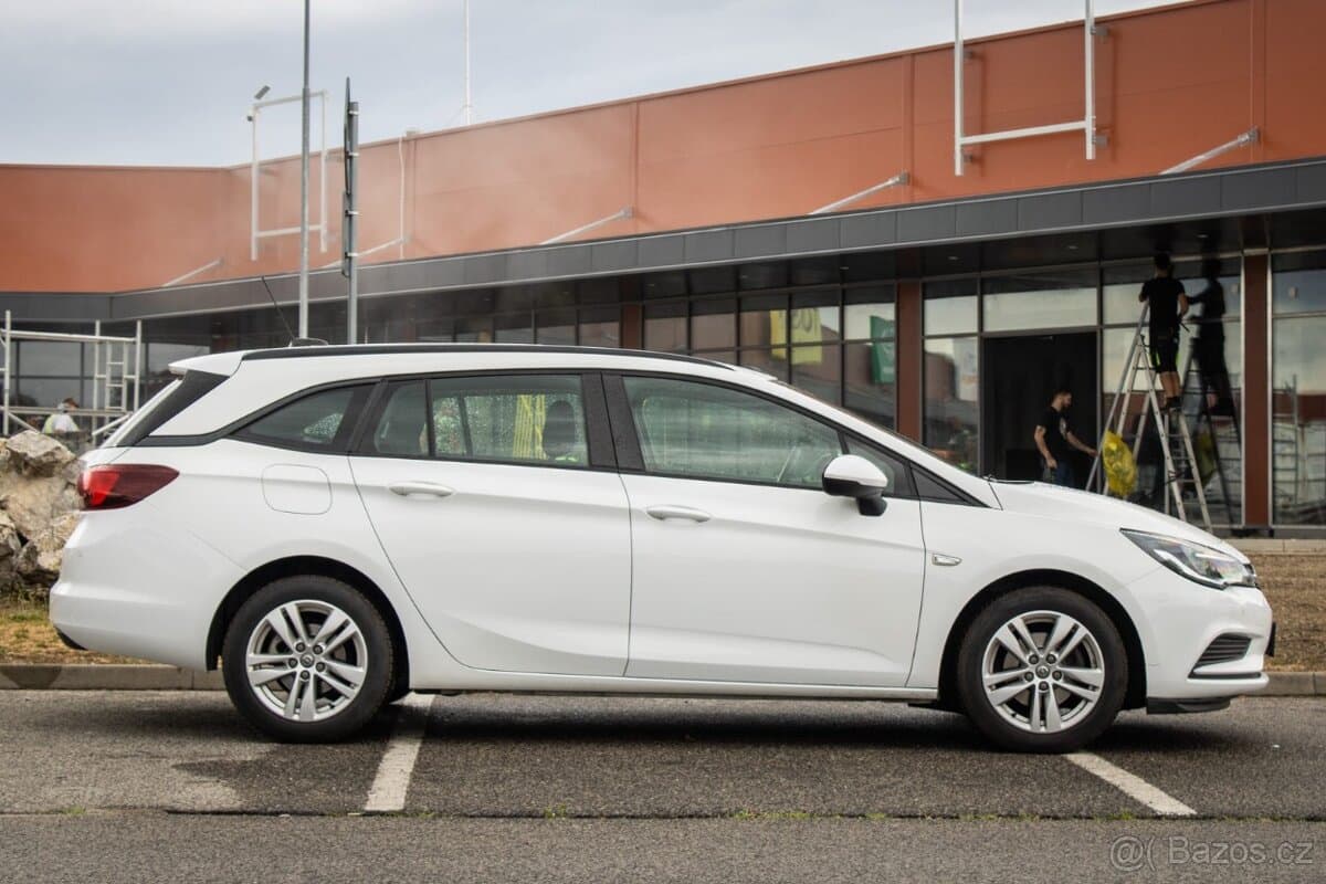 2018 Opel ASTRA - 3