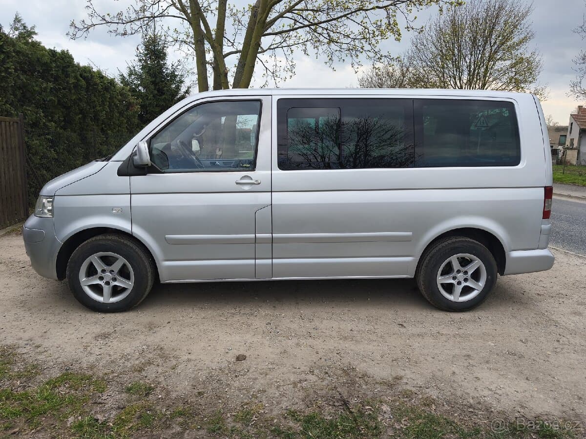 2005 Volkswagen MULTIVAN - 3