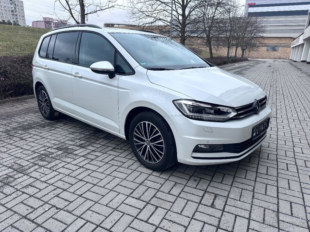 Volkswagen TOURAN - 3