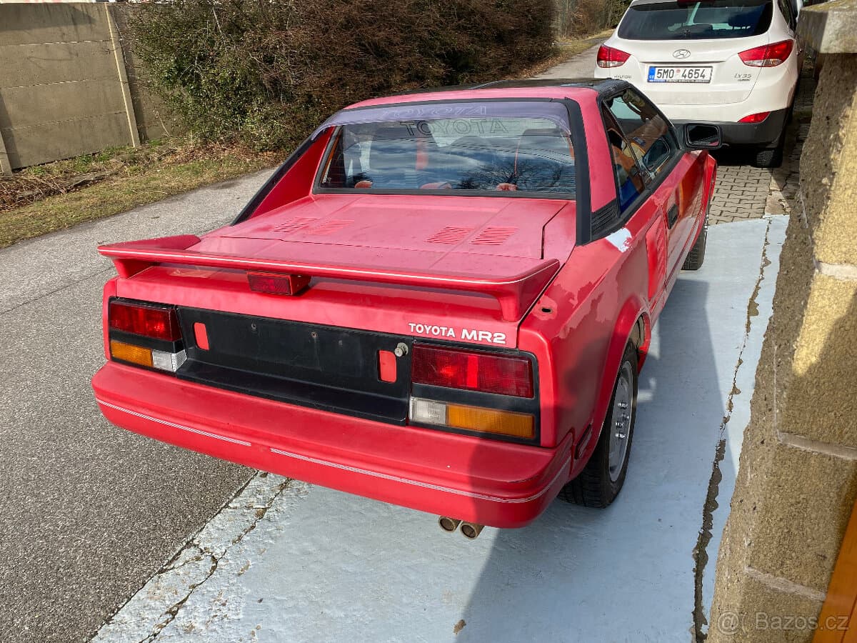 1988 Toyota MR2 - 3