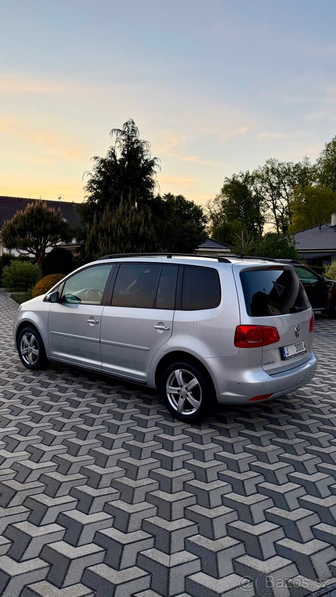 2011 Volkswagen TOURAN - 3