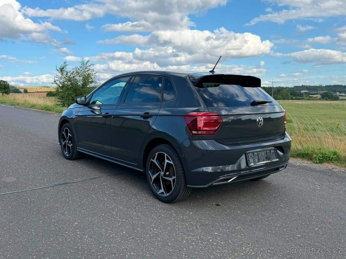 2018 Volkswagen POLO - 3