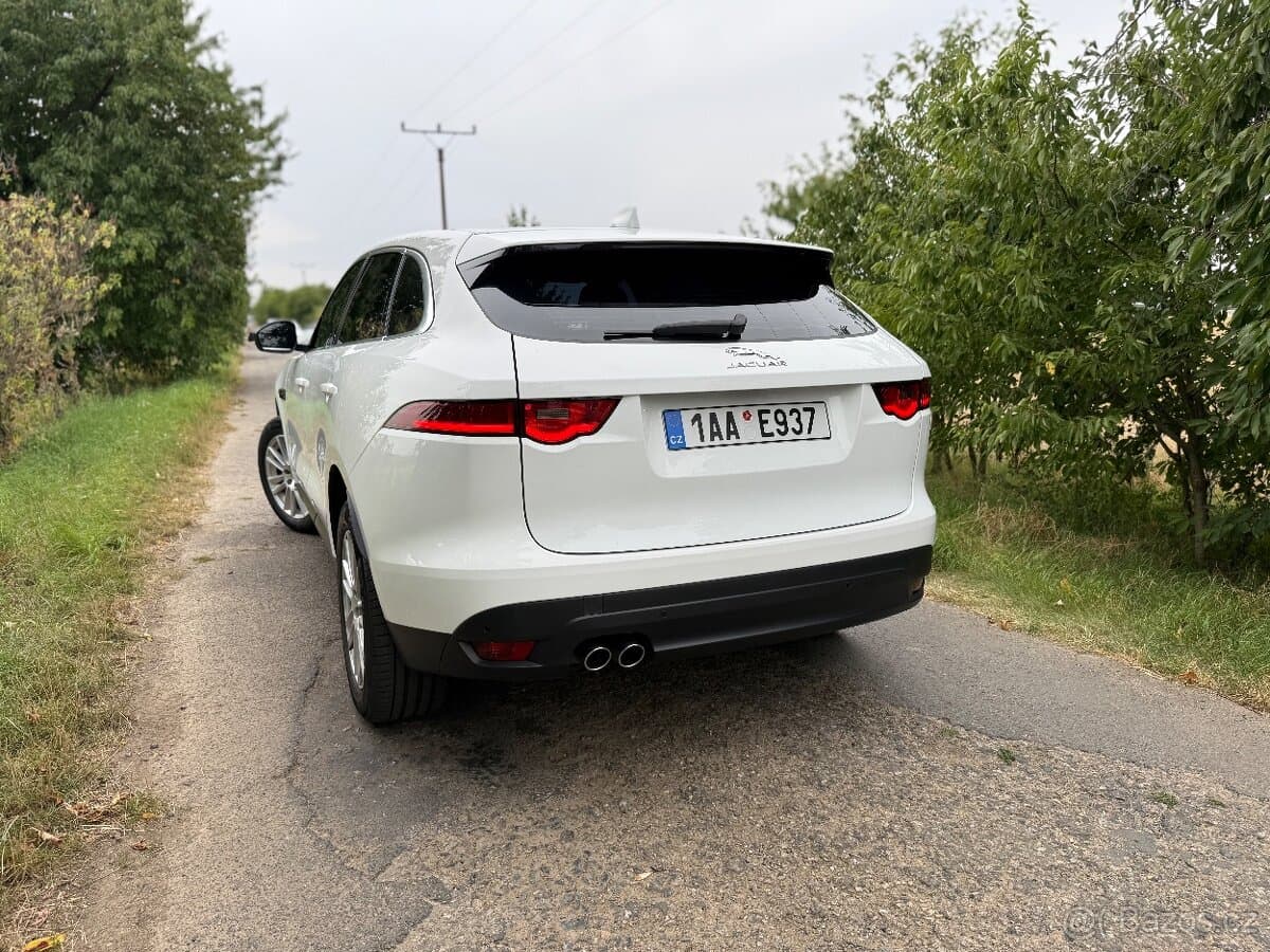 2018 Jaguar F-PACE - 3