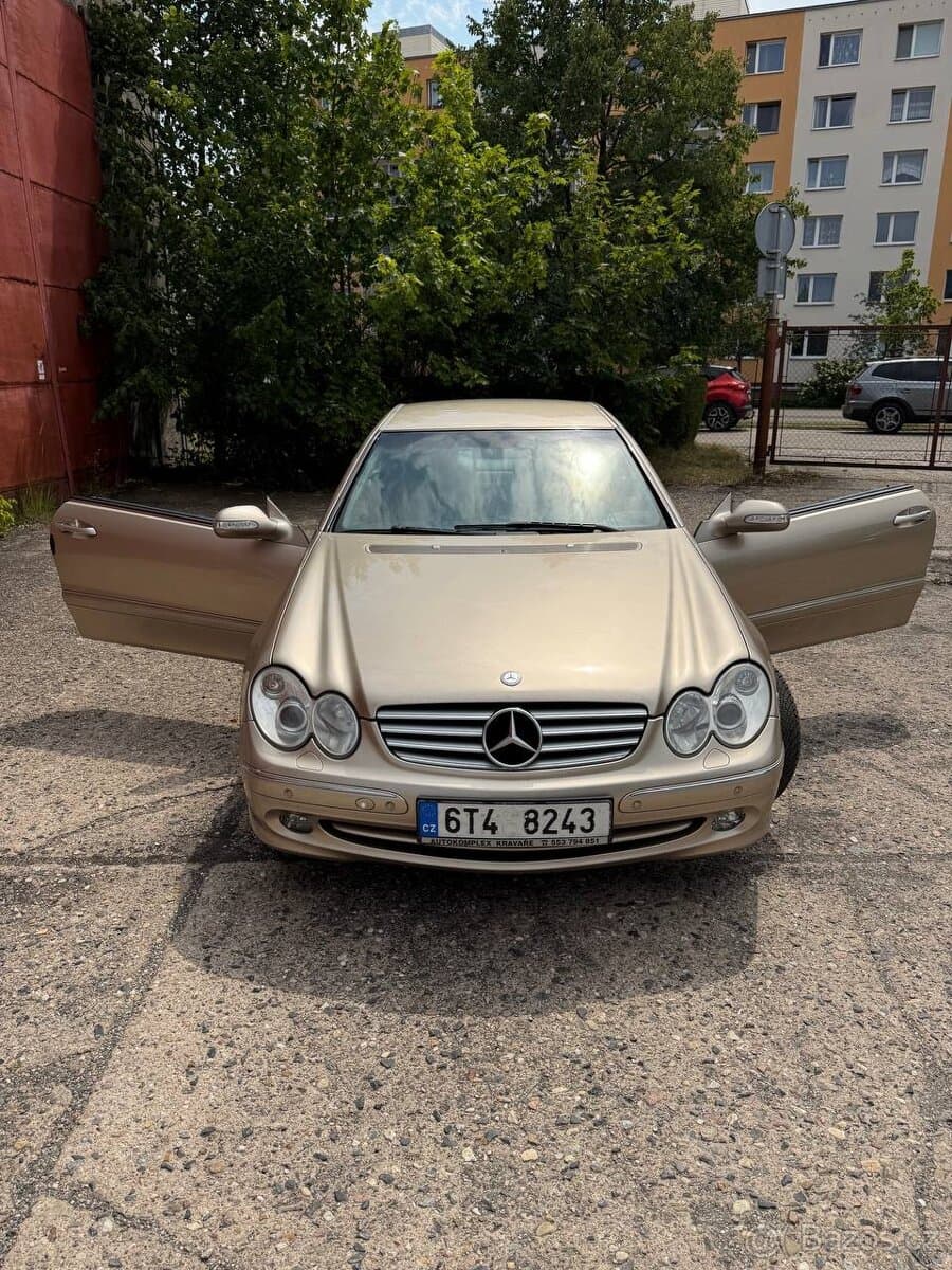 Mercedes-Benz CLK - 3