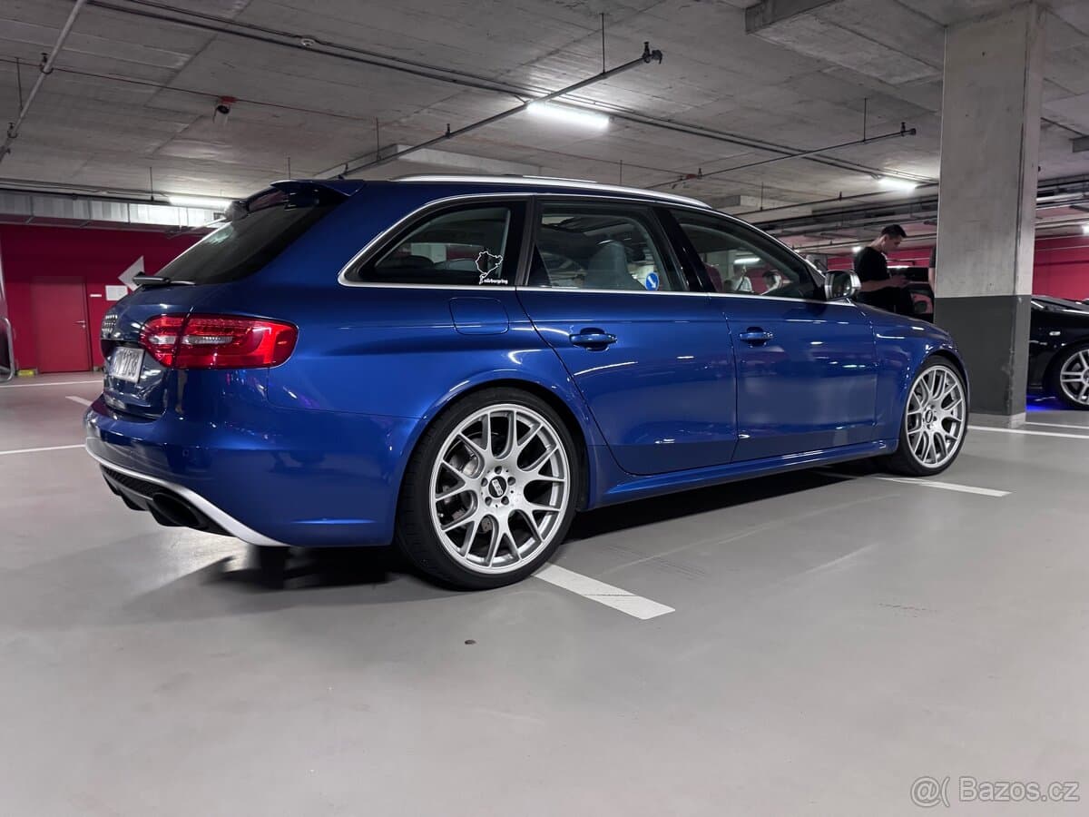 2013 Audi RS4 - 3