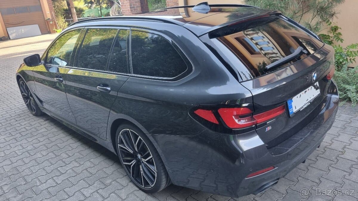 2022 BMW 5-SERIES - 3