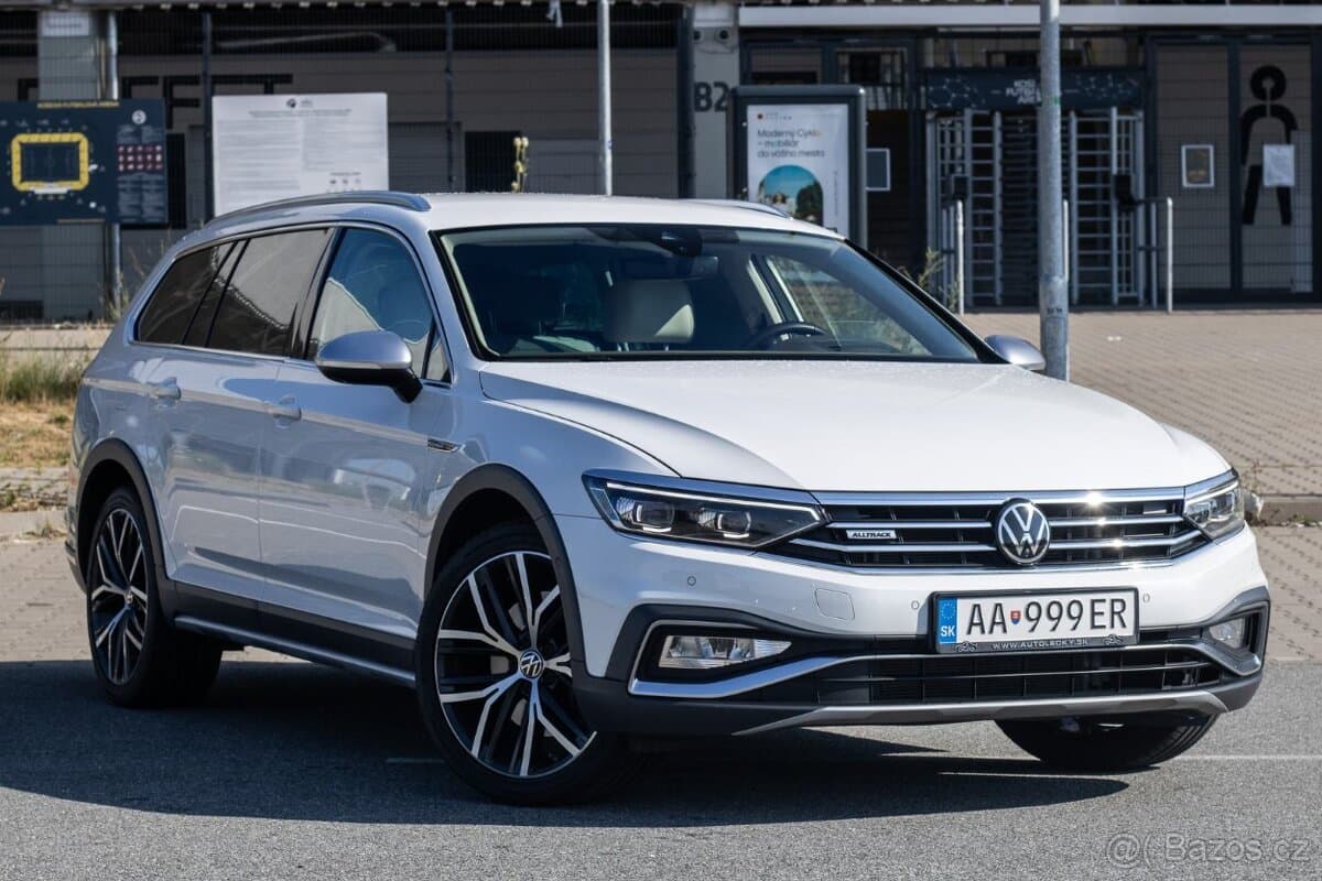 2022 Volkswagen PASSAT - 3