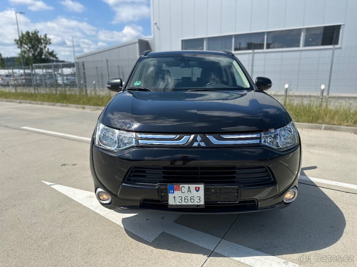 2013 Mitsubishi OUTLANDER - 3